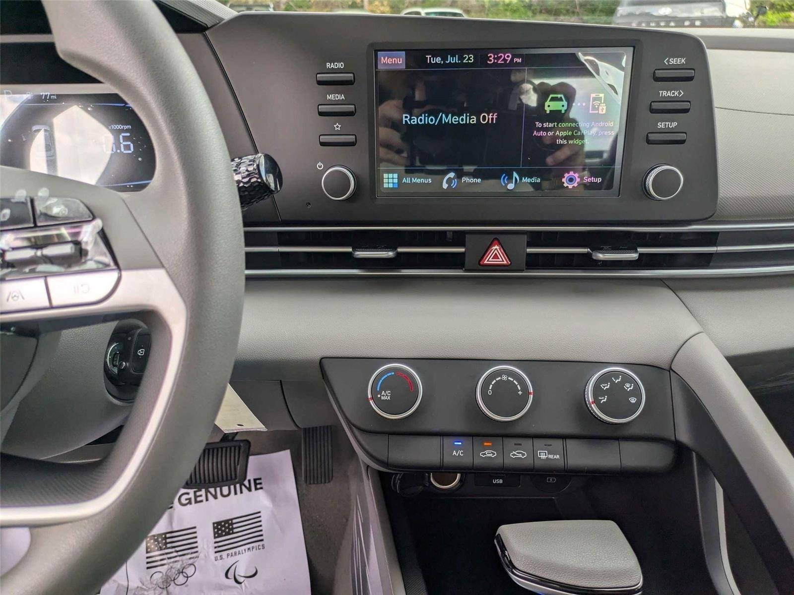 Used 2024 Ultimate Red Hyundai SE image 19