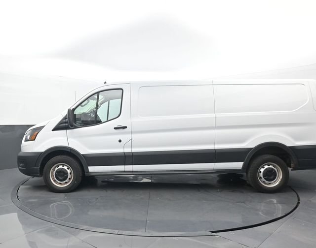 Used 2023 Oxford White Ford Base image 7
