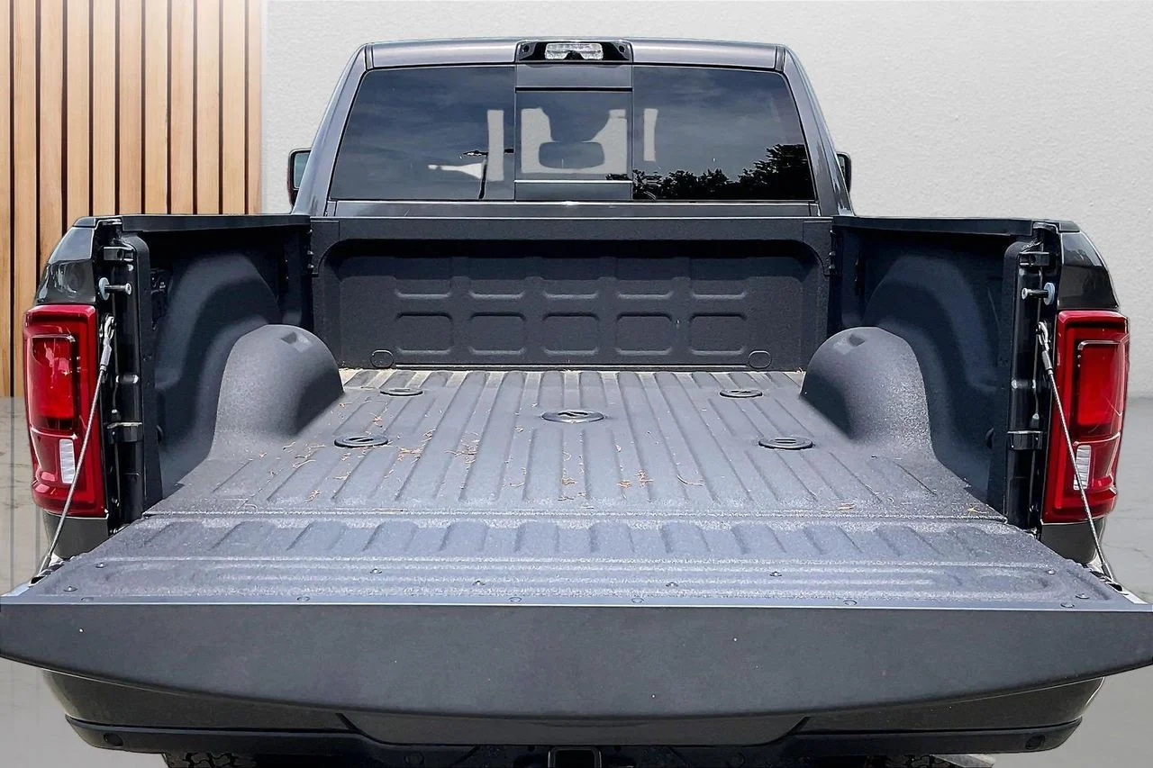 2026 RAM 2500 Laramie - Photo 24