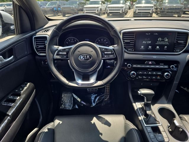 Used 2022 Silver Kia Nightfall image 16