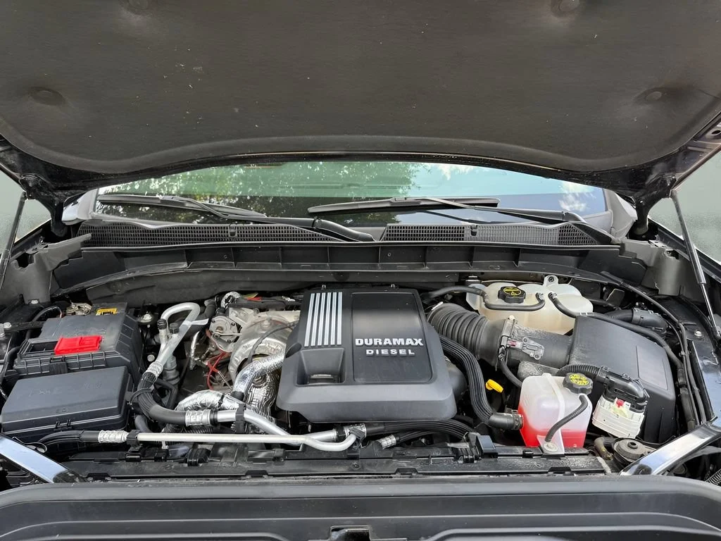 Used 2025 Onyx Black GMC AT4 image 35