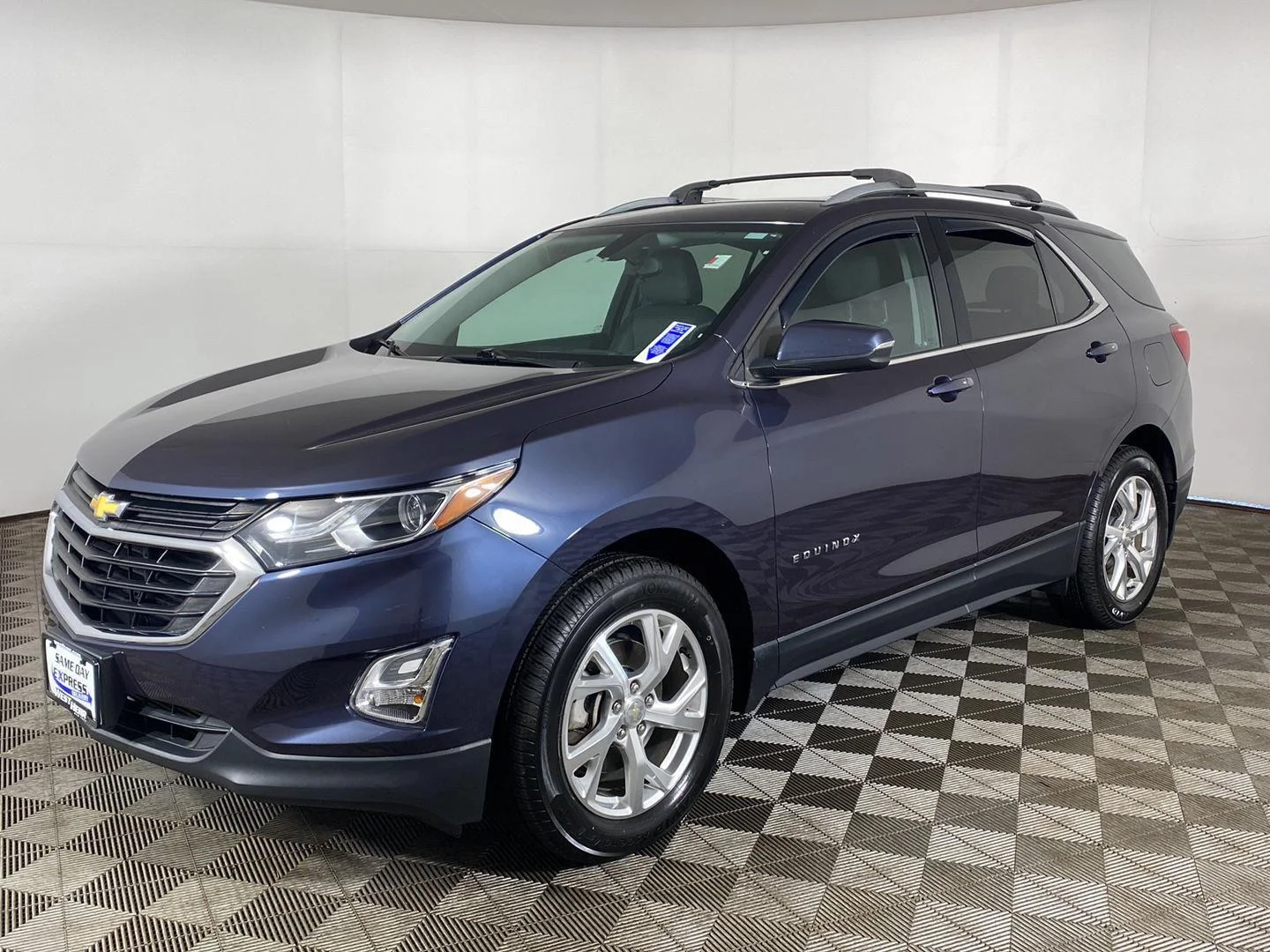 Used 2019 Storm Blue Metallic Chevrolet LT image 2