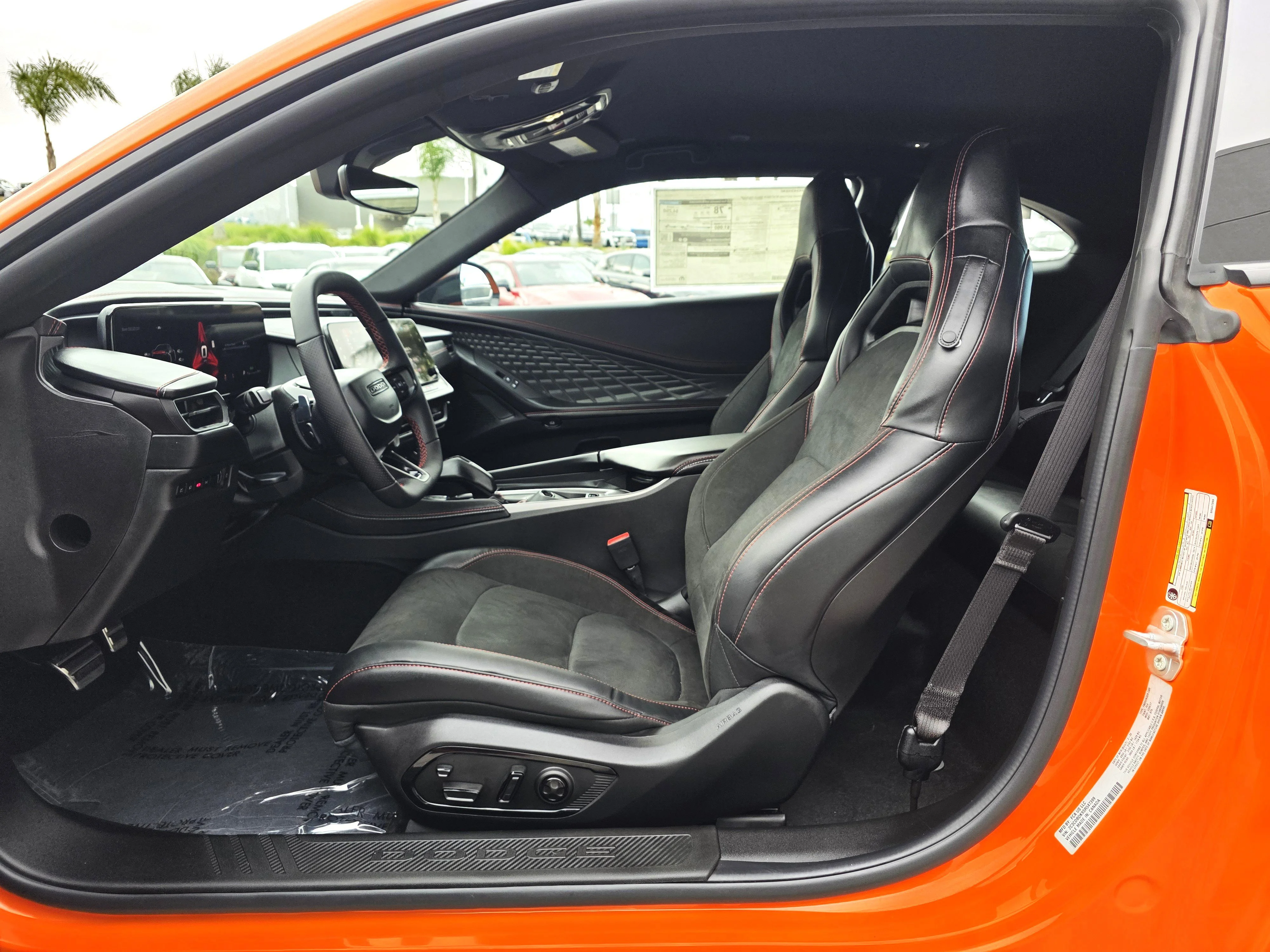 2025 Dodge Charger Daytona Scat Pack - Photo 17