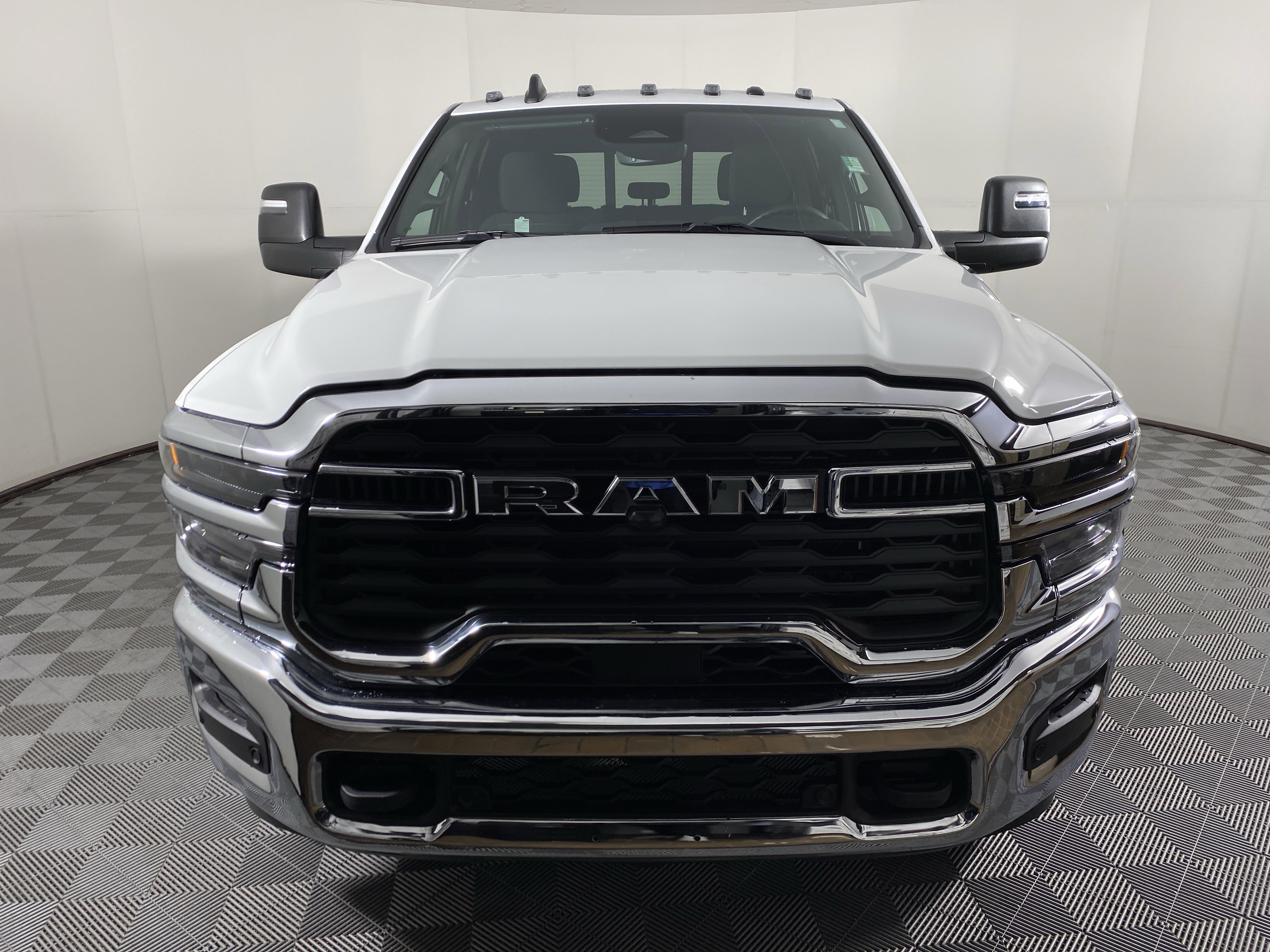 2026 RAM 2500 Tradesman - Photo 10