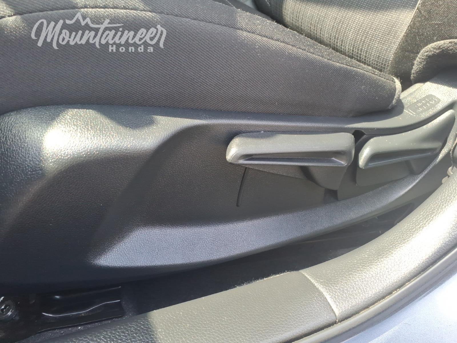 Used 2025 Meteorite Gray Metallic Honda LX image 34