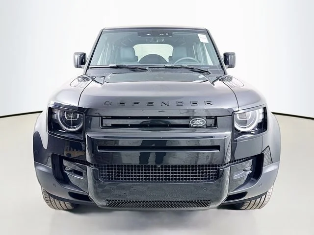 New 2026 Santorini Black Land Rover S image 2