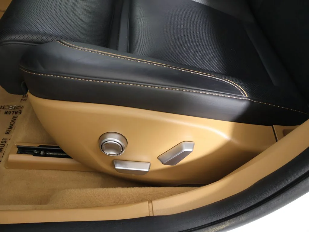 Used 2024 White Lucid Touring image 30