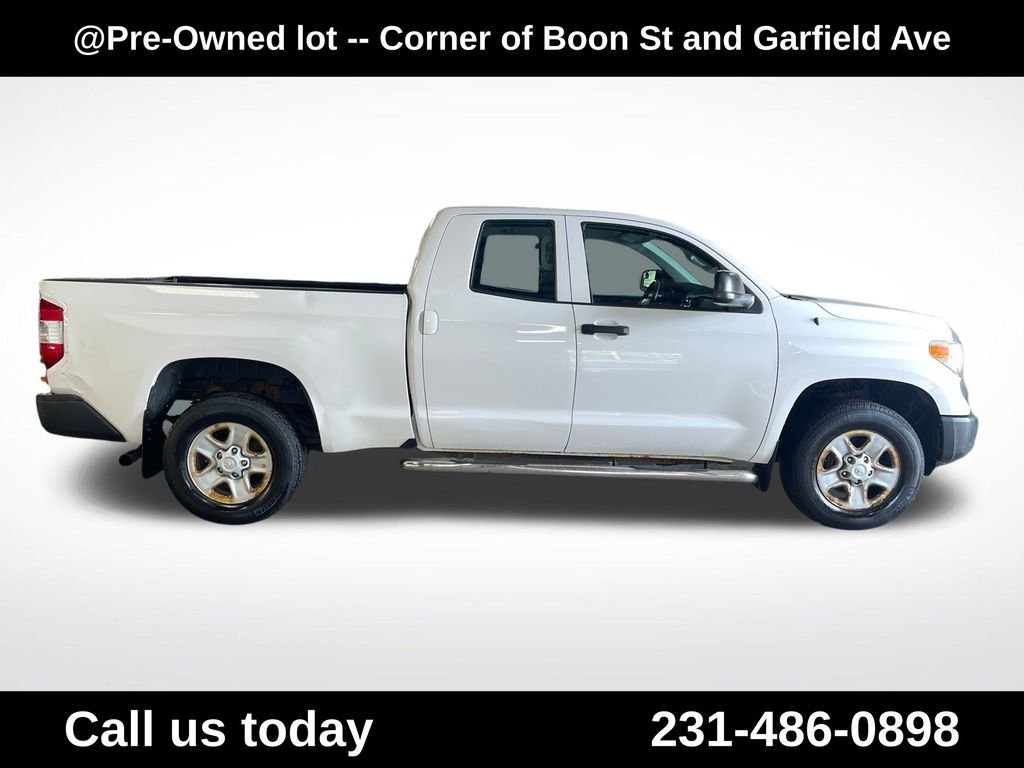 Used 2015 White Toyota SR image 6