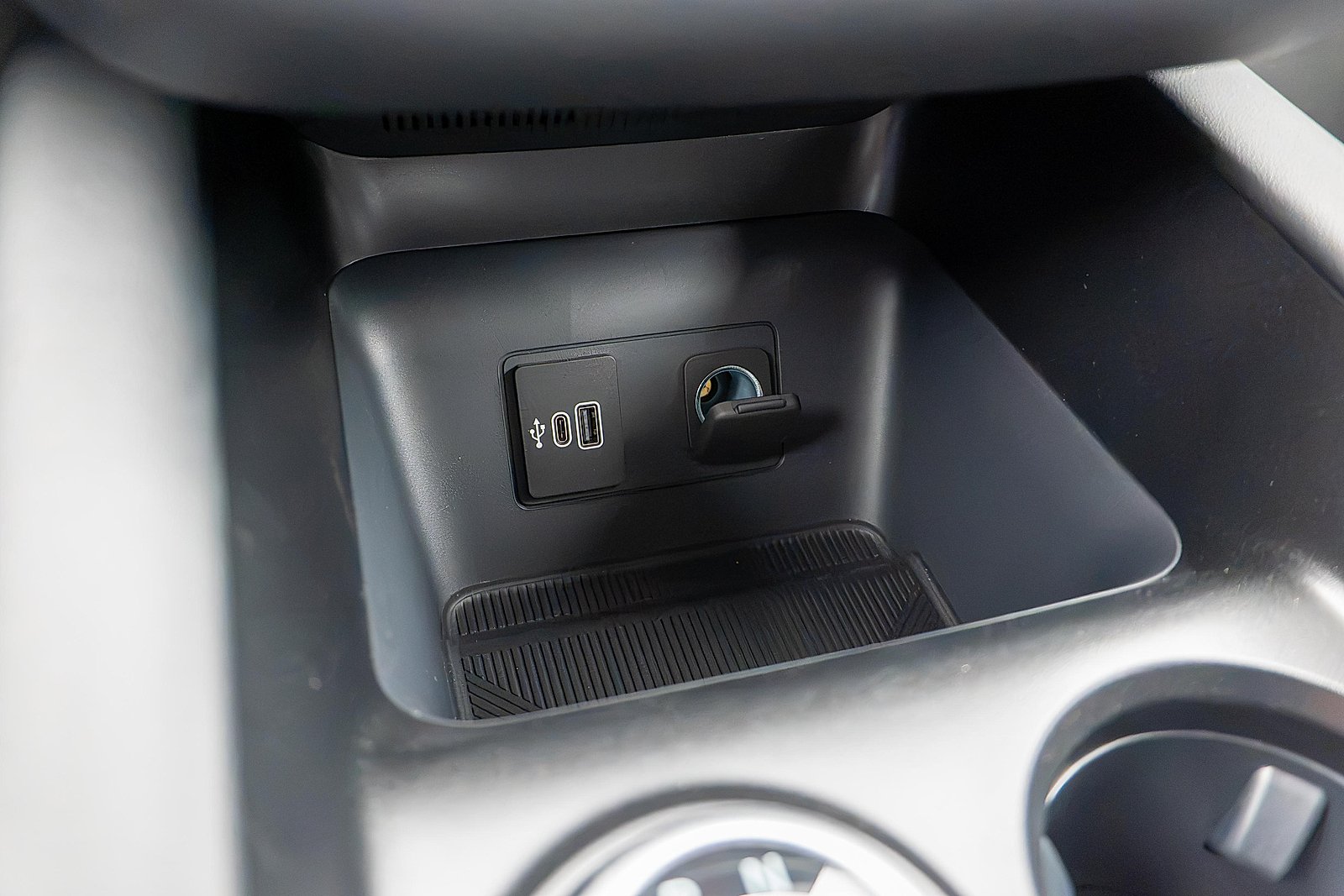 2026 Ford Explorer Tremor - Photo 25
