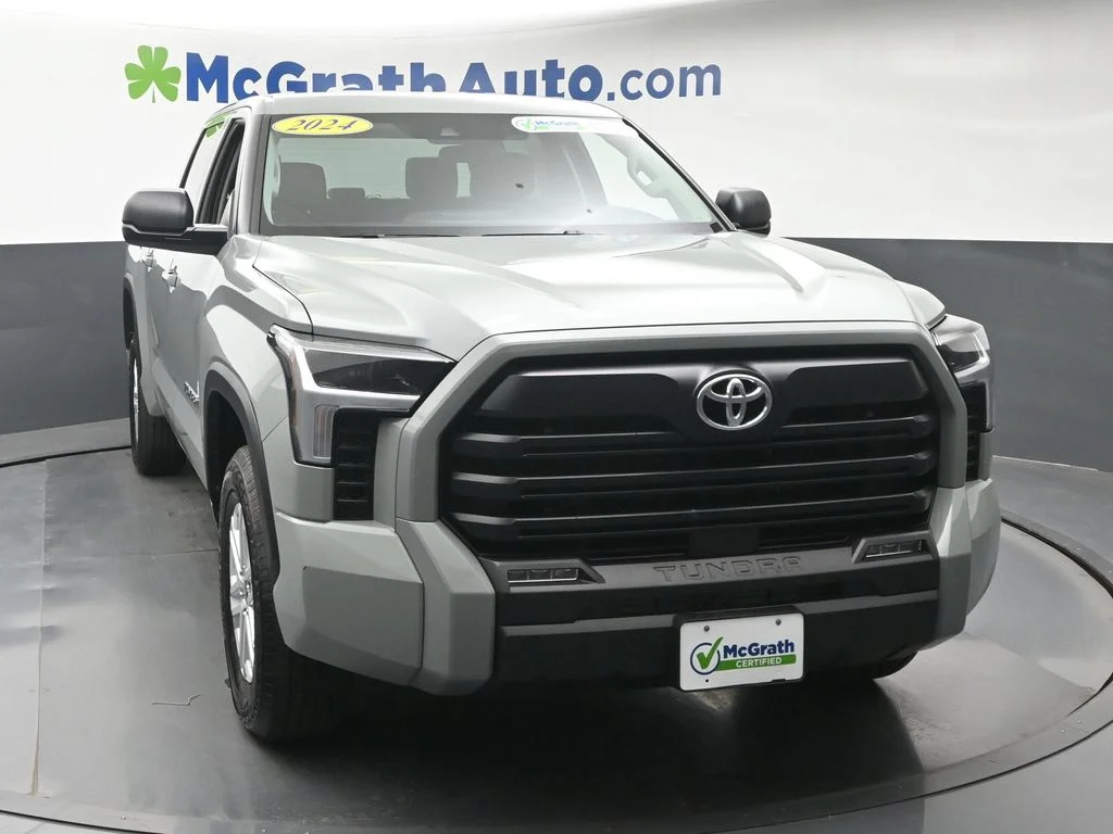 Certified Used 2024  Toyota SR5 image 5