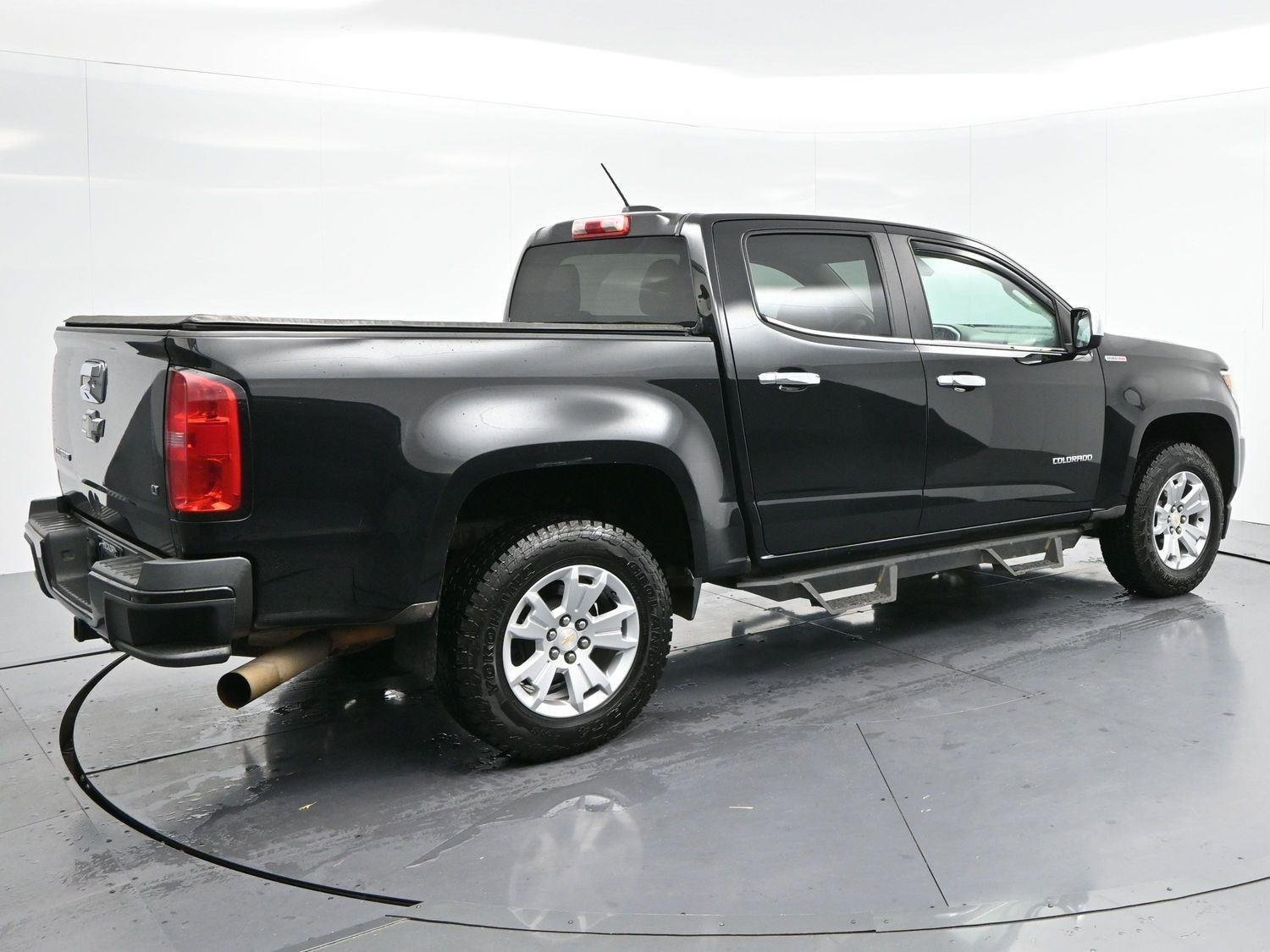 Used 2016 Black Chevrolet 2WD LT image 7
