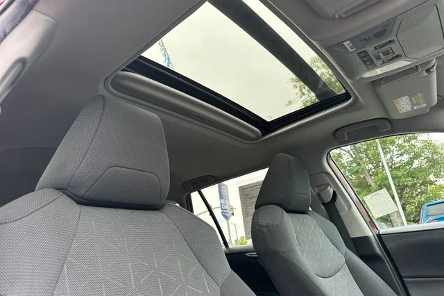 Used 2021 Red Toyota XLE image 19