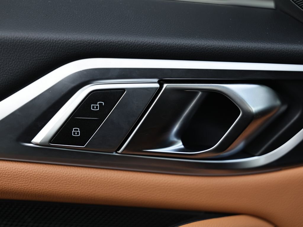 2024 BMW i4 40 - Photo 16