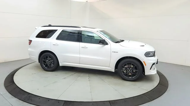 New 2026 White Knuckle Clear-Coat Exterior Paint Dodge GT Plus HEMI V8 image 13
