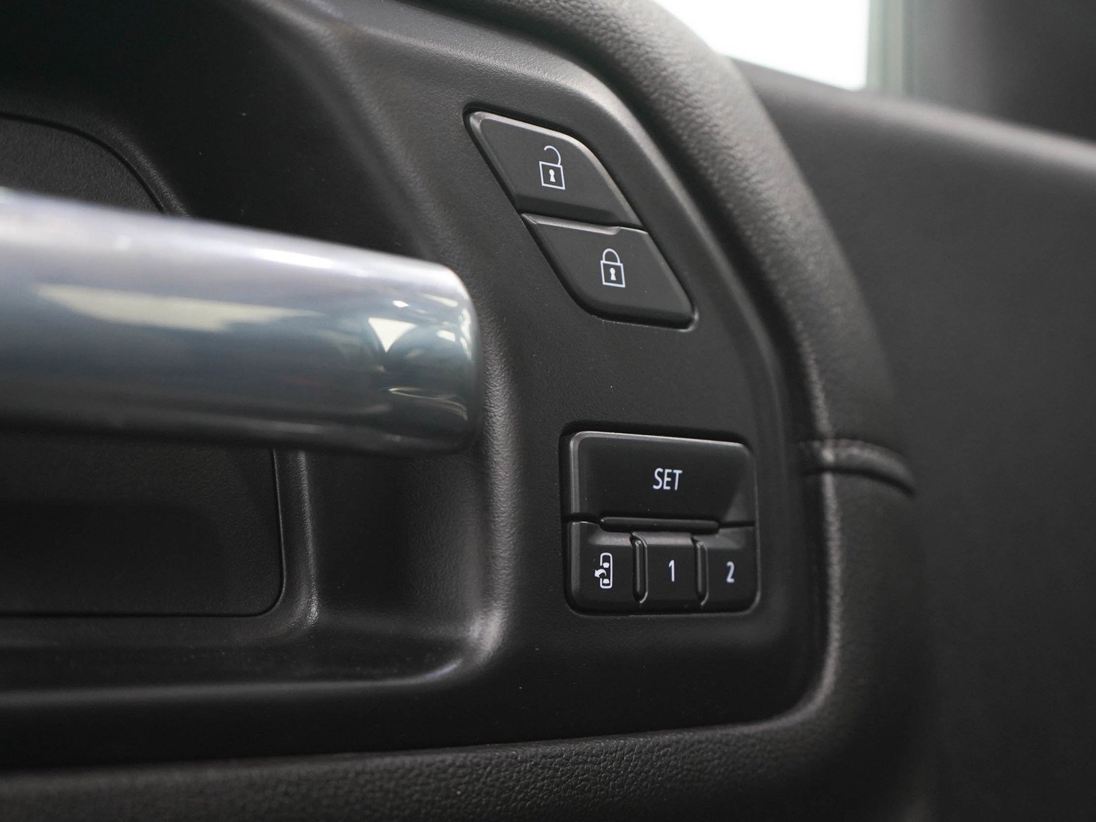 Used 2022 Black Chevrolet LTZ image 23