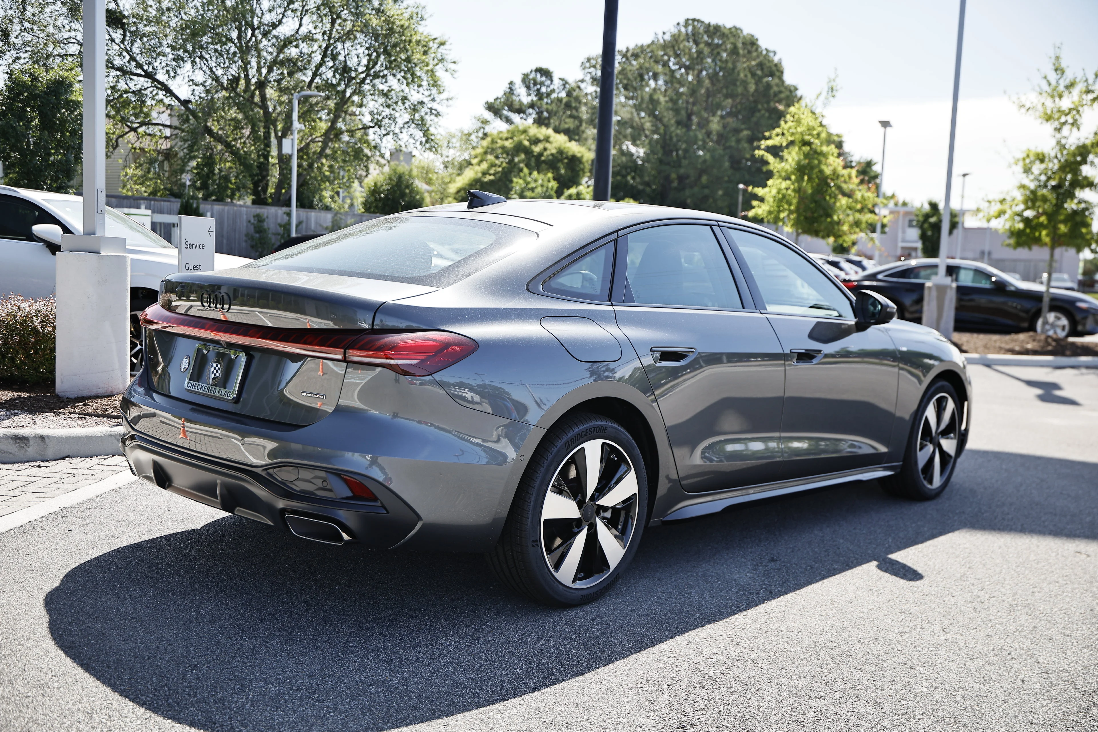 New 2026 Daytona Gray Pearl Effect Audi  image 7