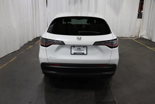New 2027 Platinum White Pearl Honda LX AWD image 4