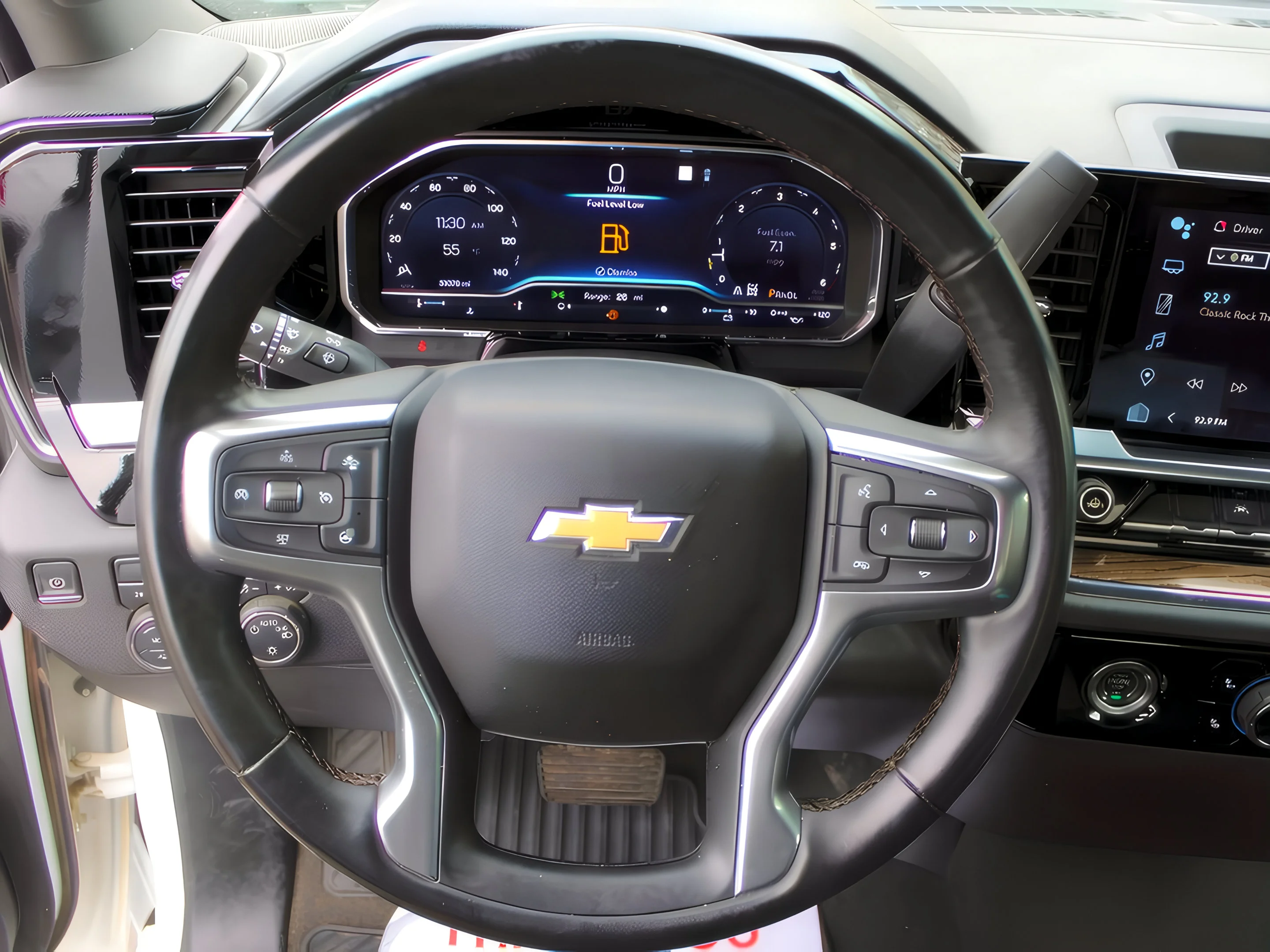 Used 2023 Summit White Chevrolet LT image 16