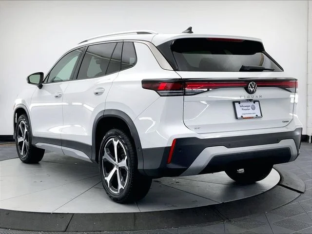 New 2026 White Volkswagen 2.0T SE image 4