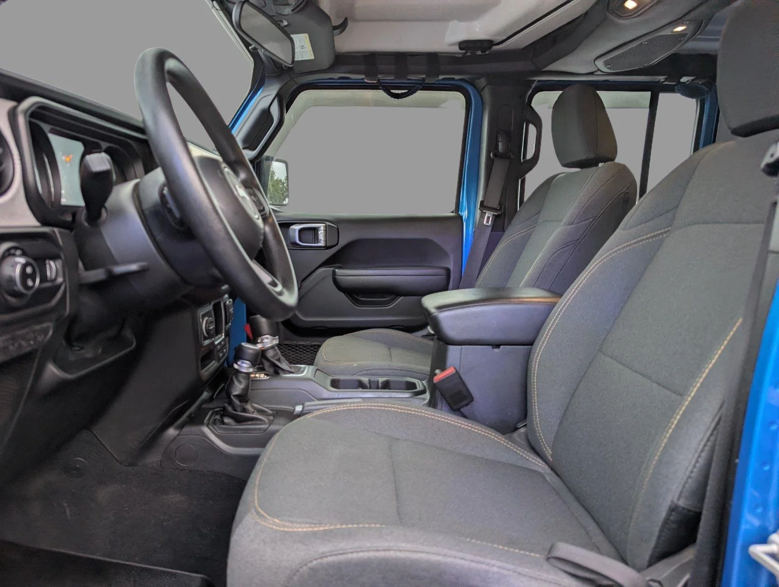 Used 2024 Hydro Blue Pearlcoat Jeep Sport image 14