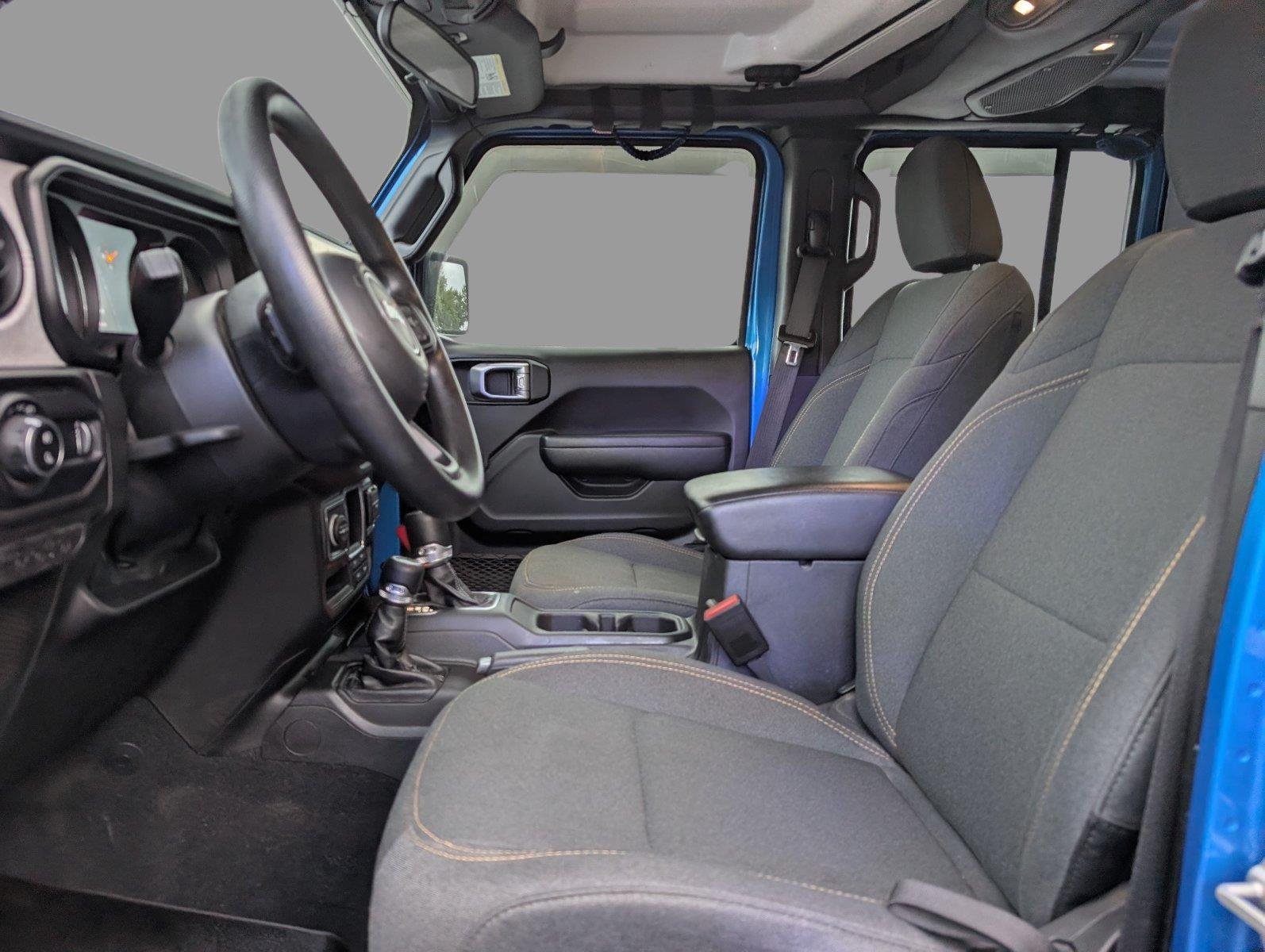 Used 2024 Hydro Blue Pearlcoat Jeep Sport image 14