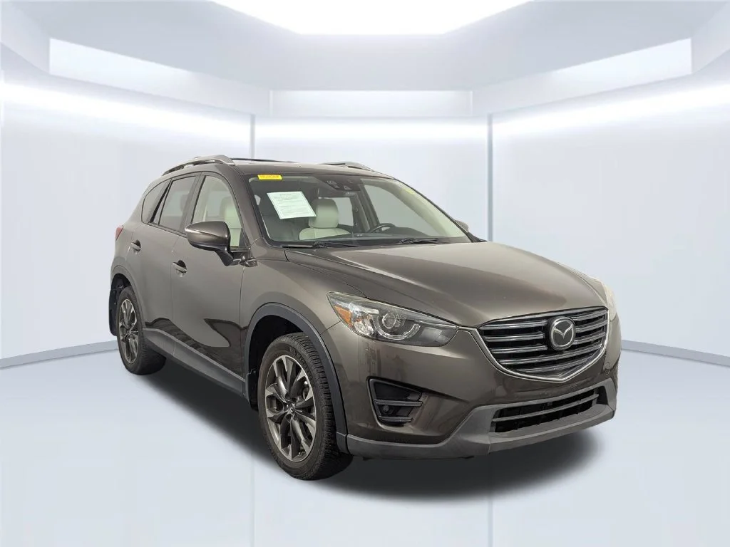 Used 2016 Silver Mazda Grand Touring AWD w/ Technology Pkg image 16
