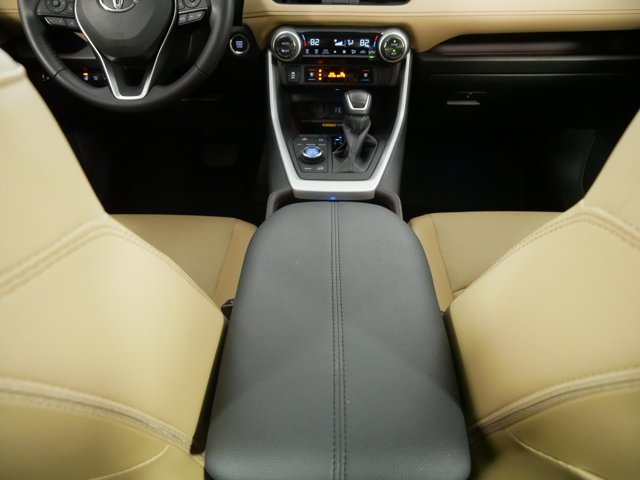Certified Used 2025 Wind Chill Pearl Toyota Limited w/ Advanced Technology Pkg & Weather Pkg image 26