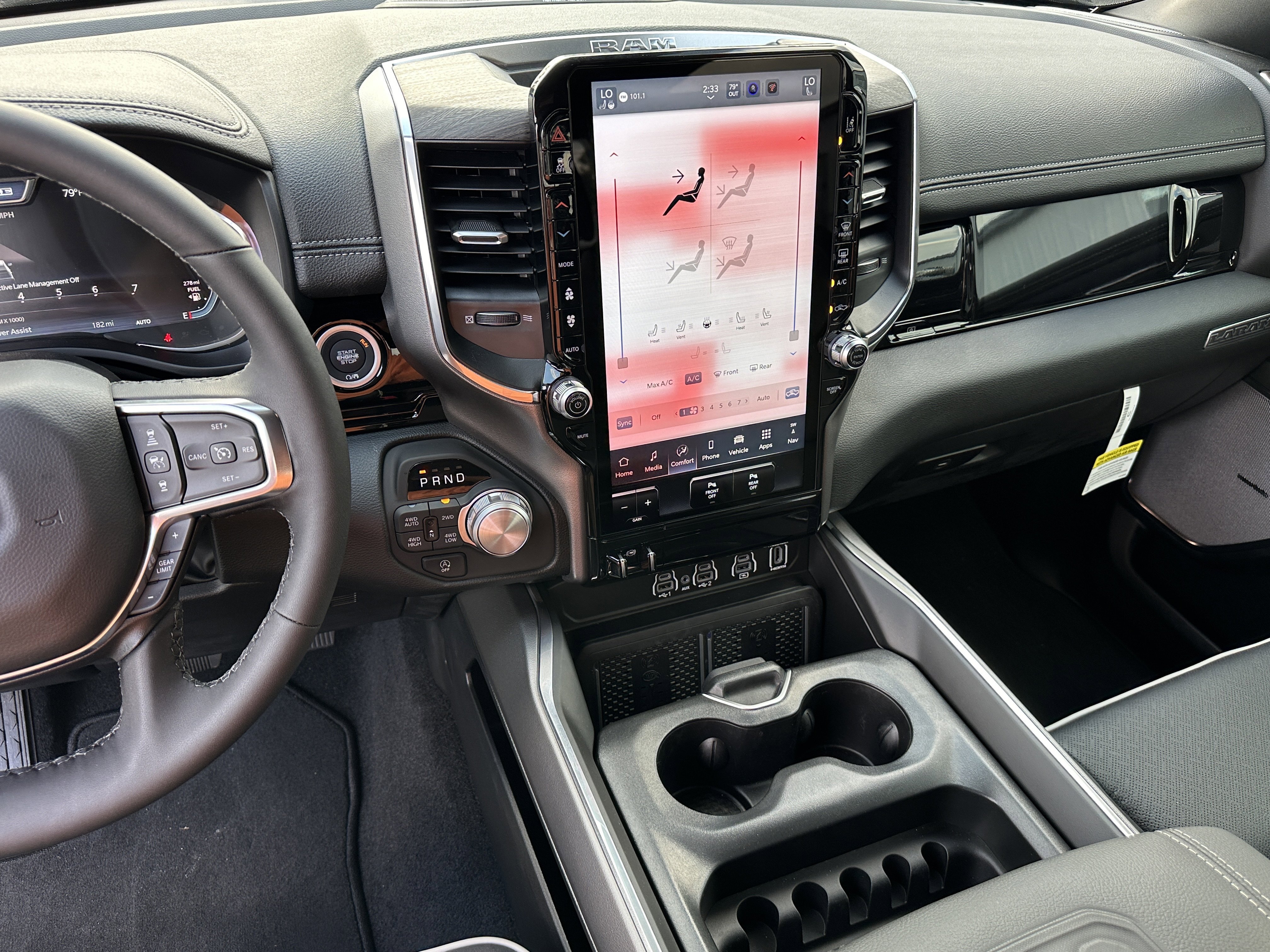 2026 RAM 1500 Laramie - Photo 25