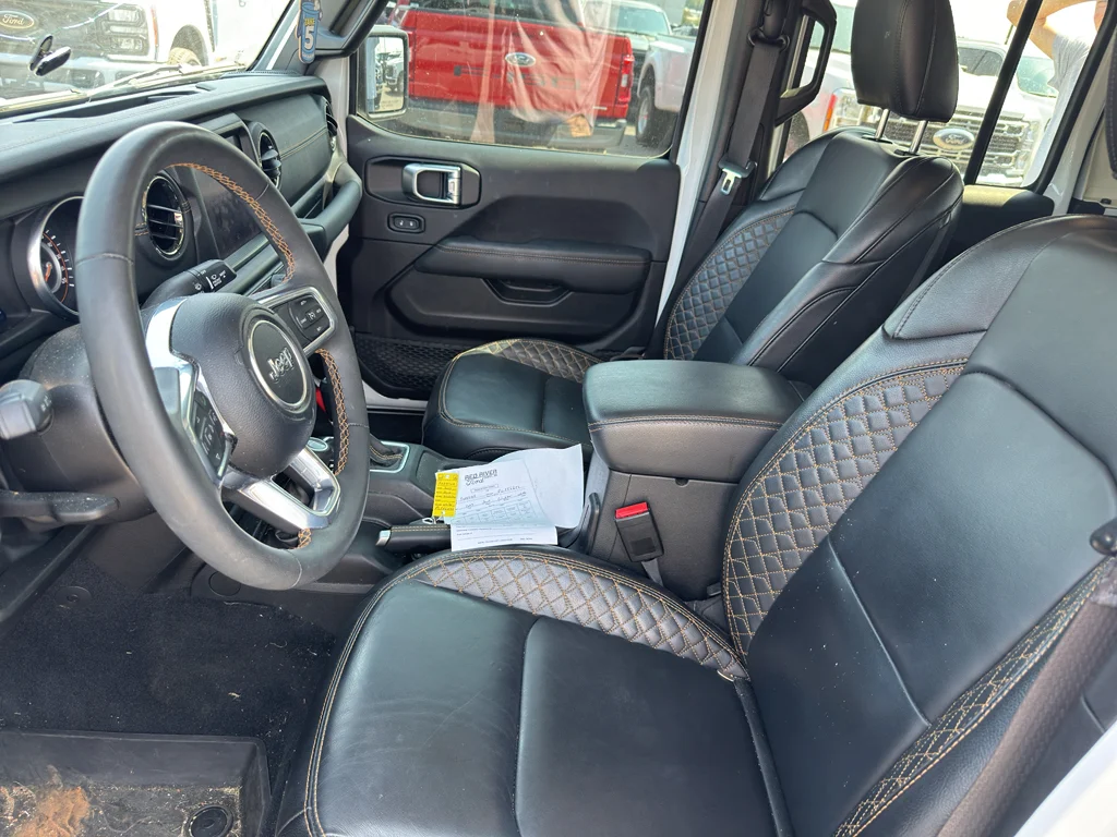Used 2023 Bright White Clearcoat Jeep High Altitude image 12