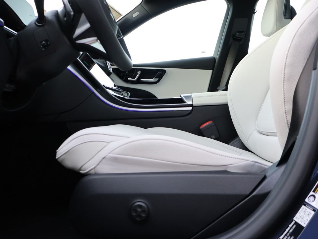 New 2026 Twilight Blue Metallic Mercedes-Benz C 300 image 39