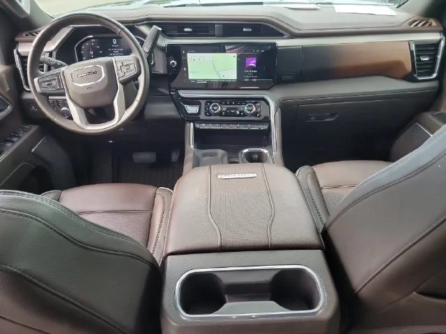 Used 2025 Silver GMC Denali image 14