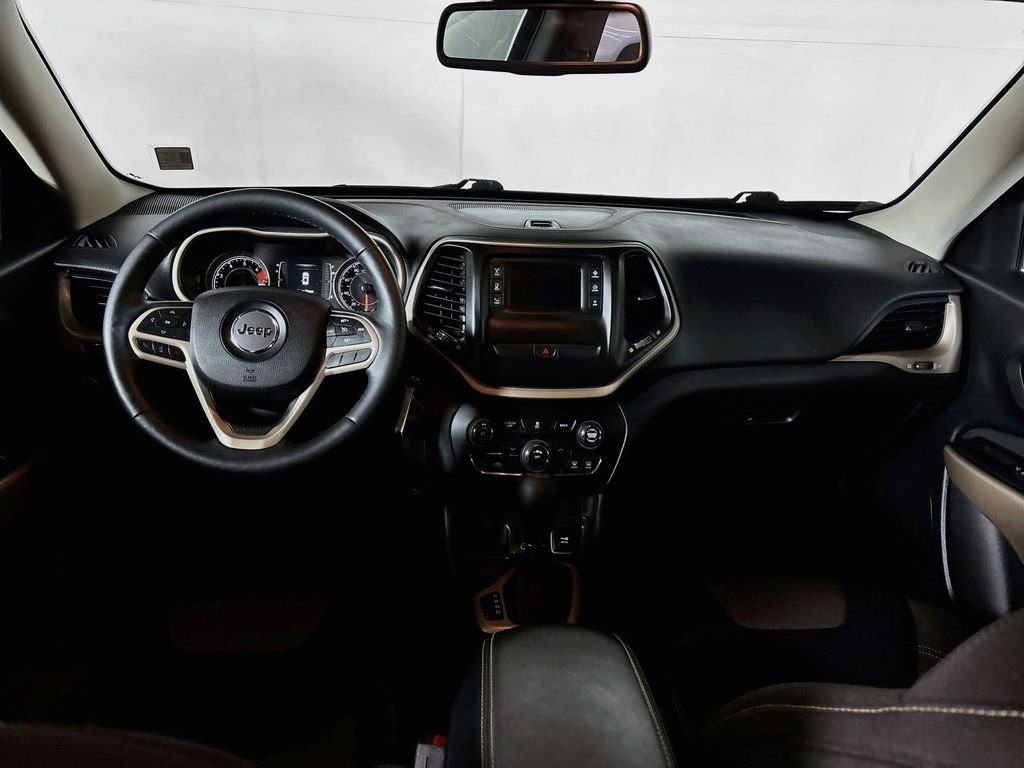 Used 2017 Black Jeep Sport image 12
