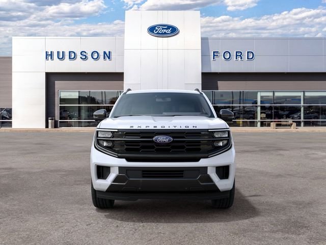 New 2027 Star White Metallic Tri-Coat Ford Platinum image 3