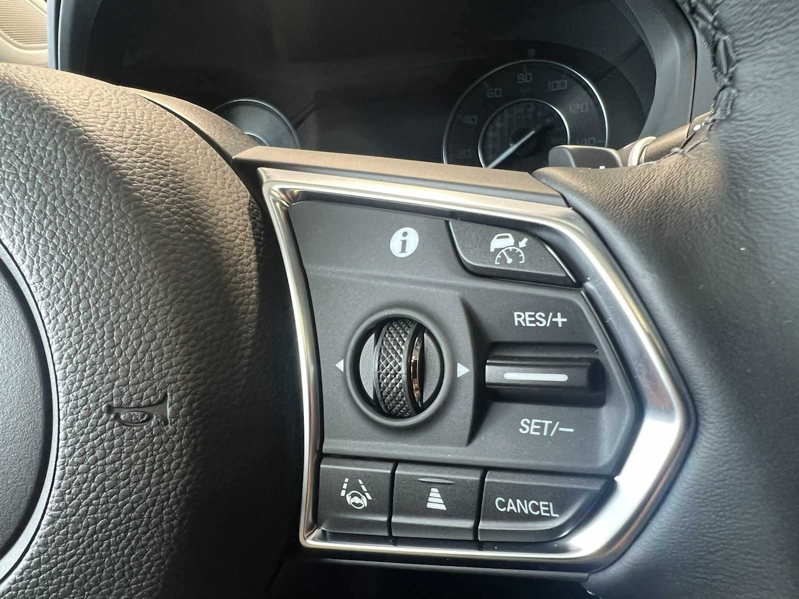 New 2026 Platinum White Pearl Acura w/Technology Package image 16