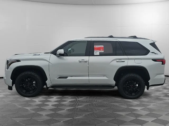 New 2026 Wind Chill Pearl Toyota Platinum image 2