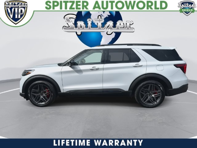 New 2026 Space White Metallic Ford ST image 10