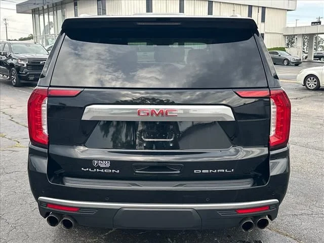 Used 2024 Black GMC Denali image 10