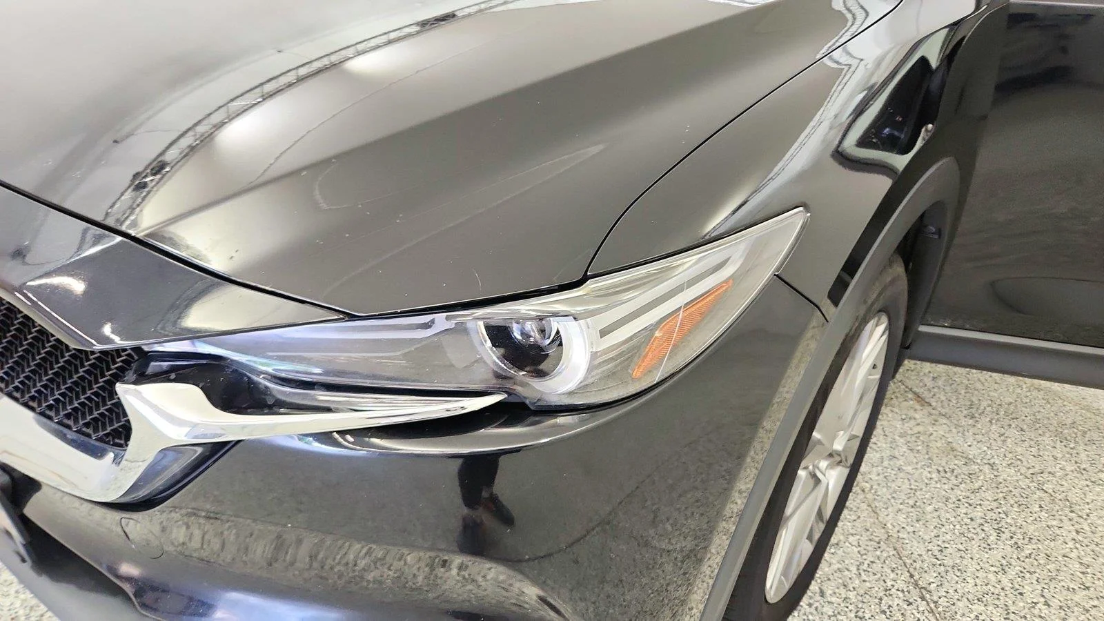 Used 2021 Jet Black Mica Mazda Grand Touring image 34