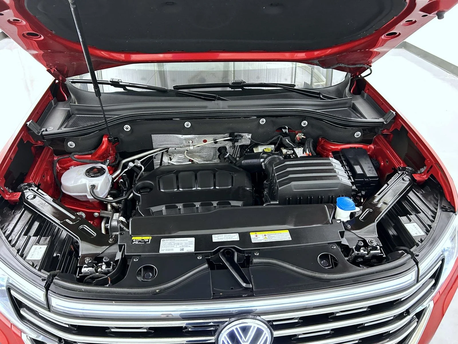 Used 2024 Blue Volkswagen 2.0T SEL image 26