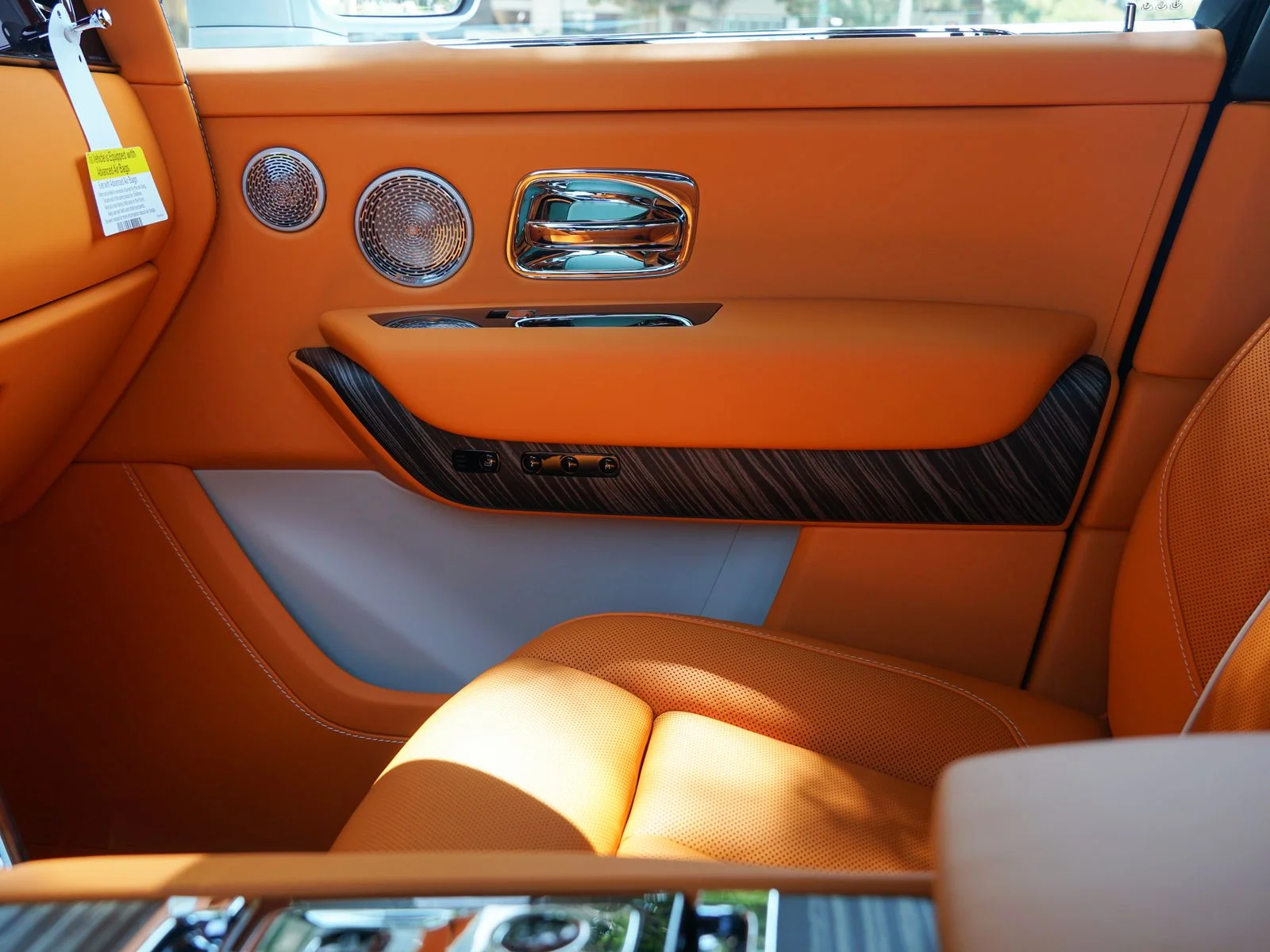 New 2026 Arctic White Rolls-Royce  image 19