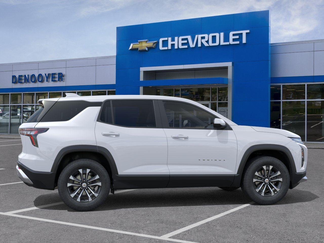 2027 Chevrolet Equinox LT - Photo 5