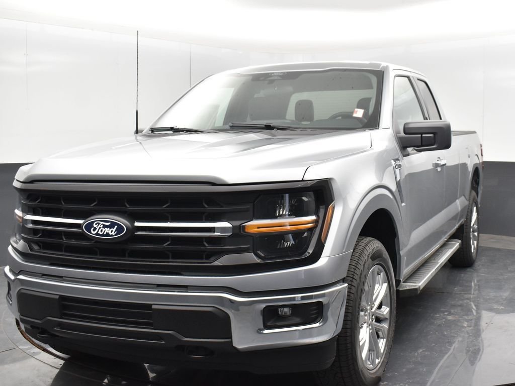New 2026 Iconic Silver Metallic Ford XLT image 12