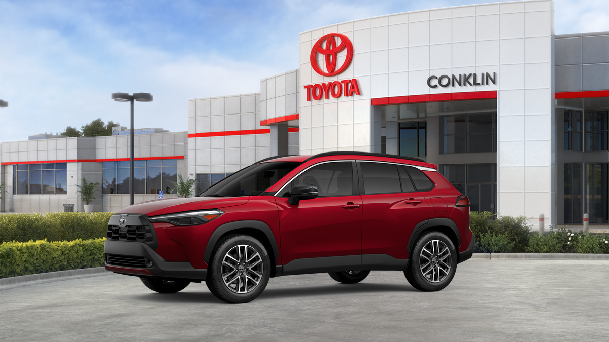 New 2026 Soul Red Crystal Toyota XLE image 2