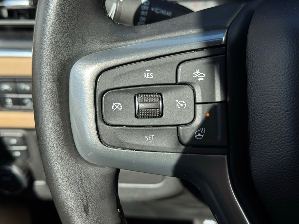 2024 Chevrolet Suburban Premier - Photo 33