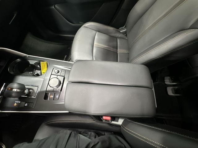 Used 2025 Black Mazda 3.3 Turbo Select image 28