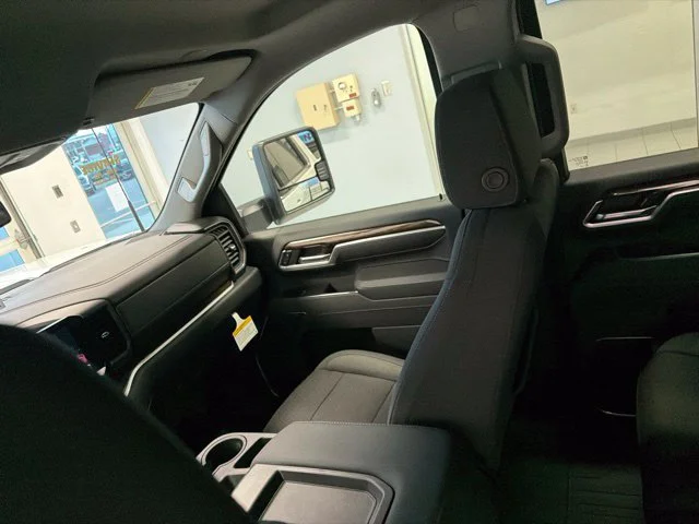 New 2026 Summit White GMC SLE image 22