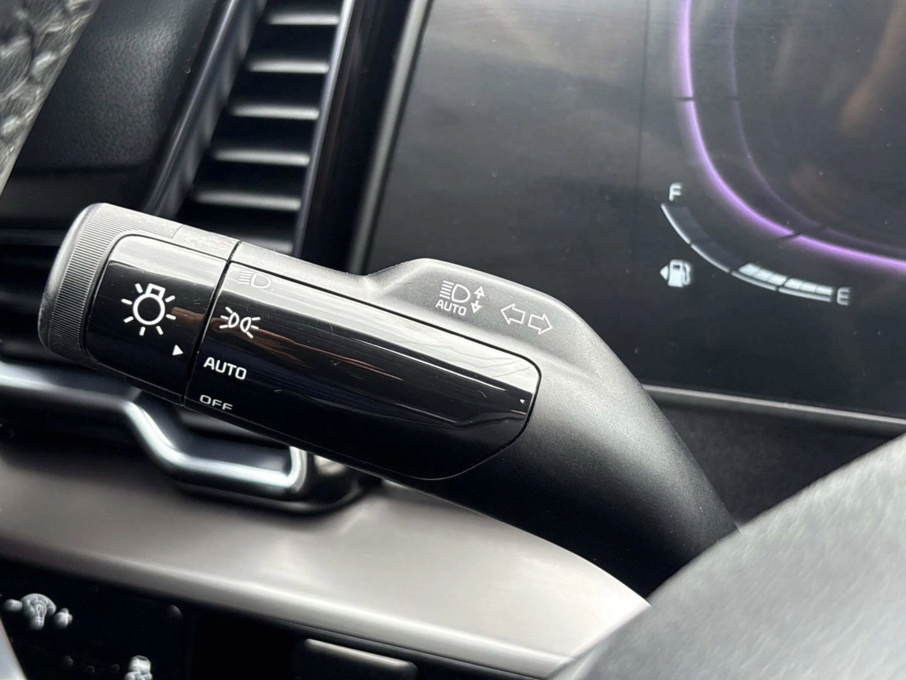 2023 Kia Sportage EX - Photo 29