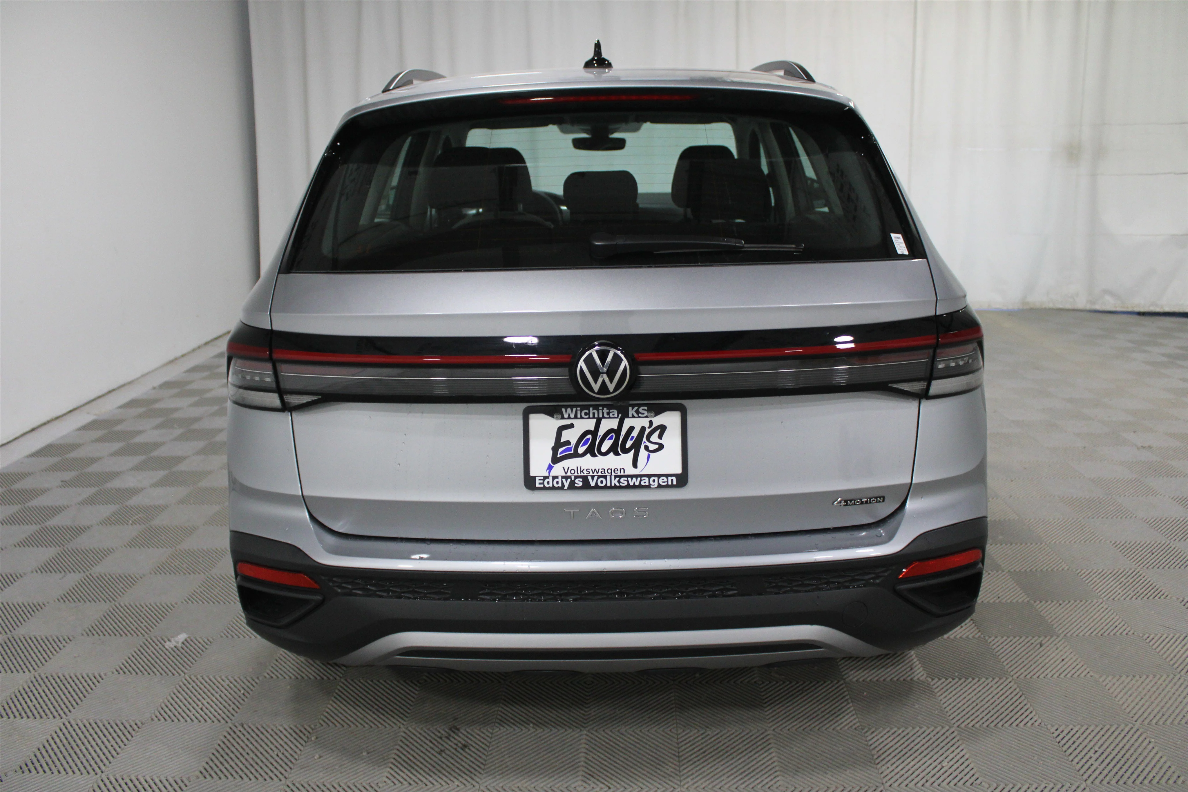 New 2026 Pyrite Silver Metallic Volkswagen S image 28
