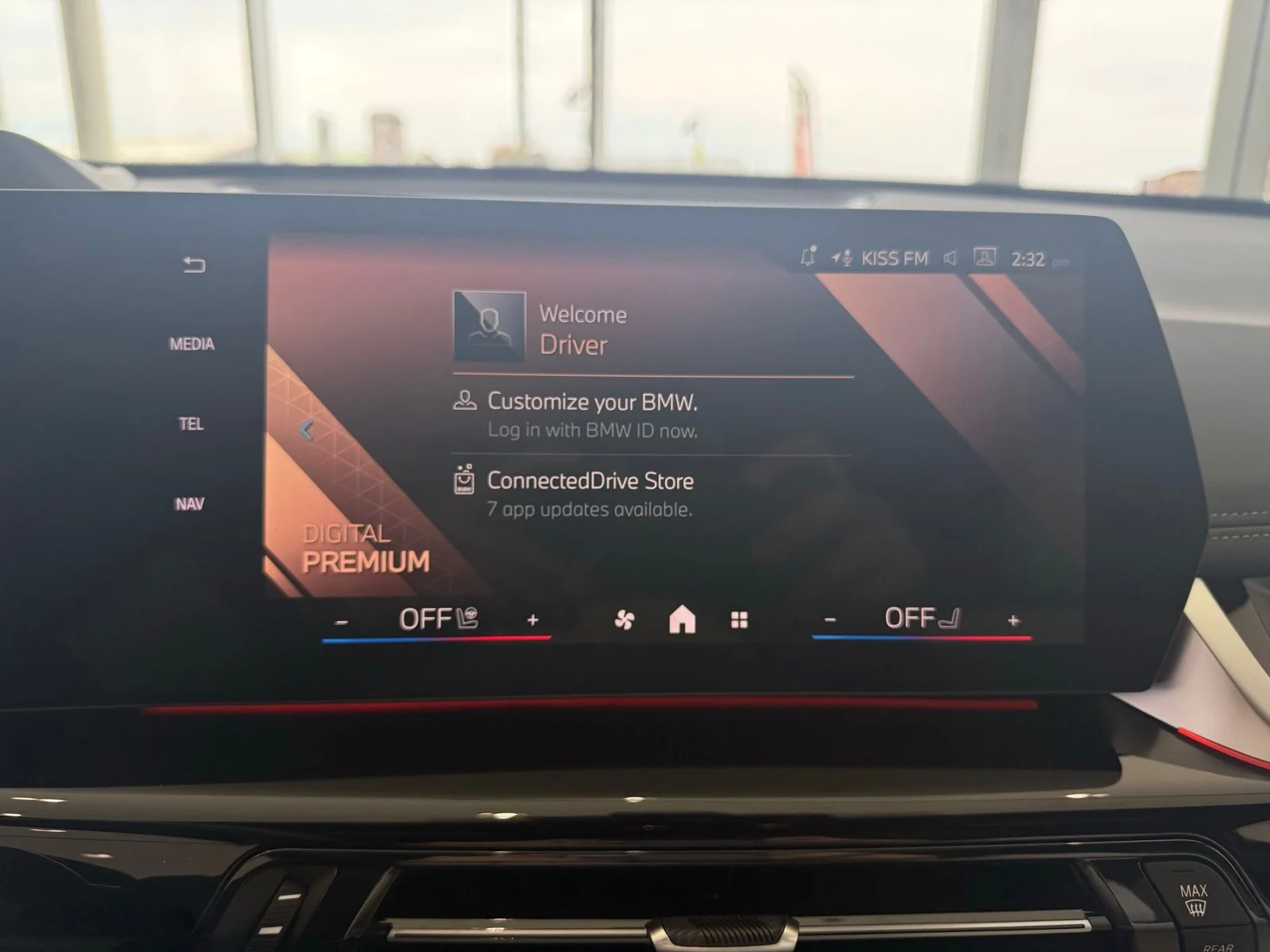 New 2026 Cape York Green Metallic BMW xDrive28i image 14