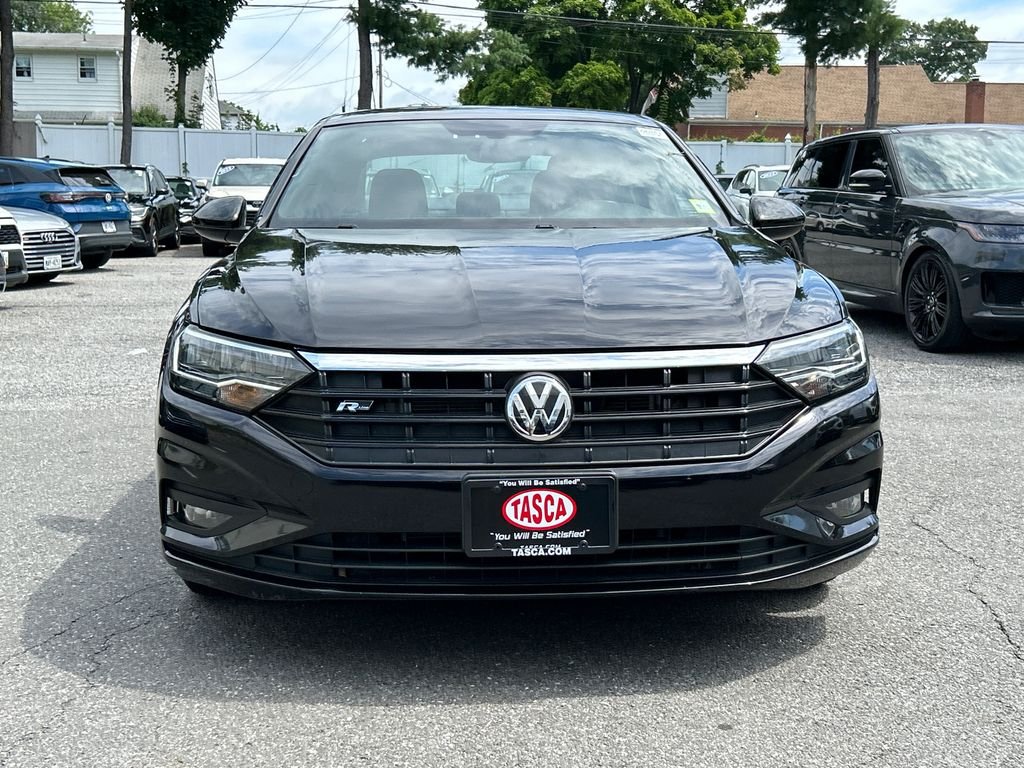 Used 2021 Black Volkswagen R-Line image 6